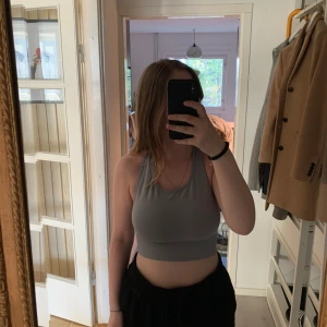 Tränings top  - Aldrig använd och är i storlek XS-S