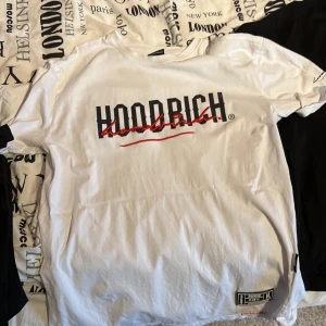 Hoodrich t-shirt - Bra skick, köpt på jd.
