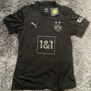 Dortmund tshirt  - Helt ny Dortmund tshirt, perfekt inför sommaren