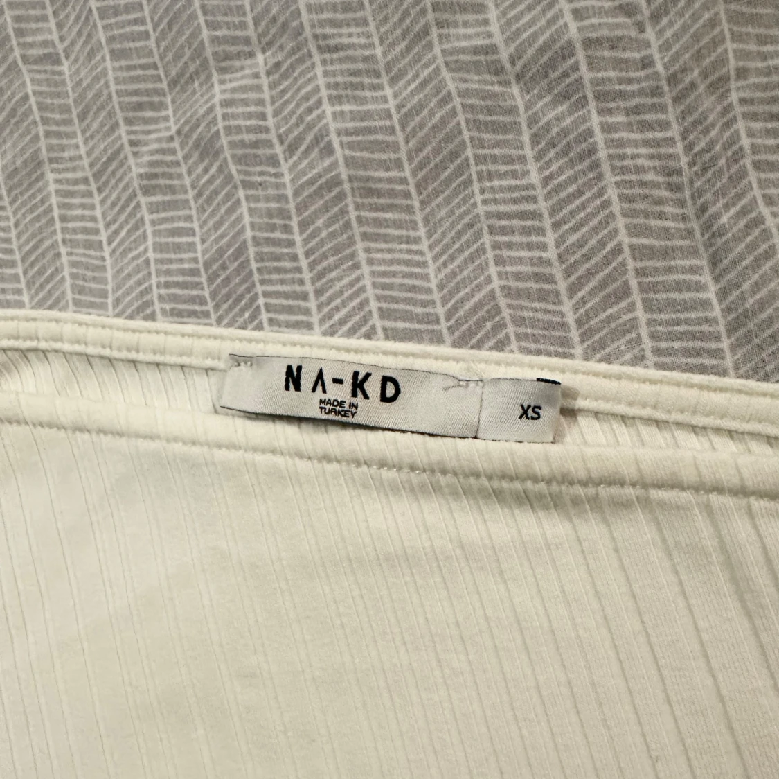 Sött  ribbat linne - 91