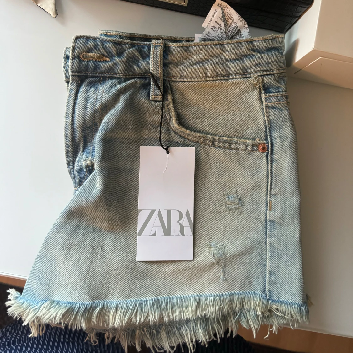 Lågmidajde Zara shorts  - 91