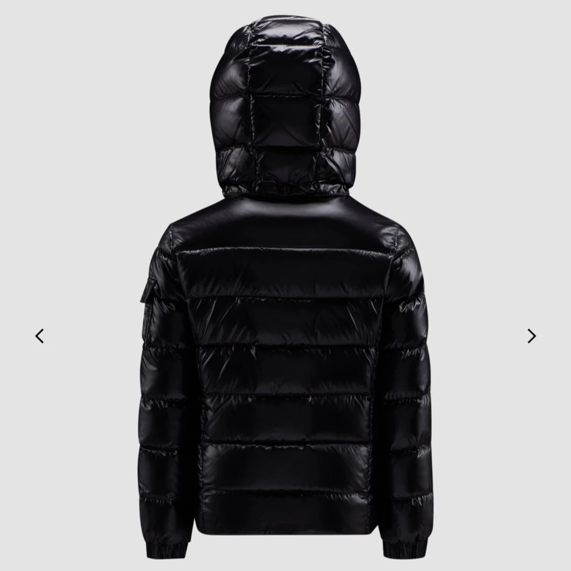 Moncler  - 90