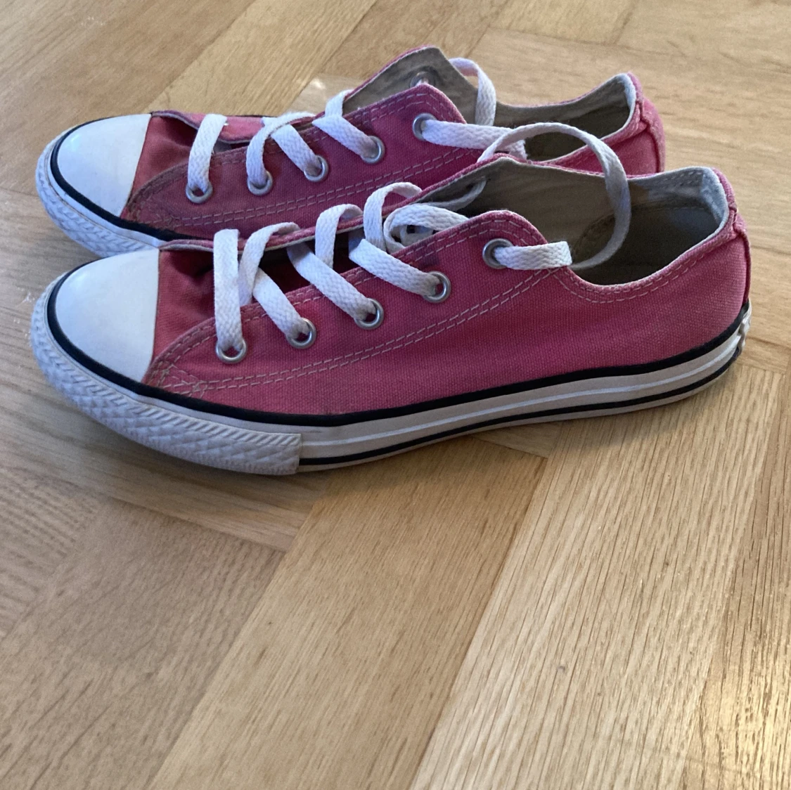 Converese Rosa låga