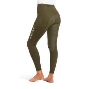 Ariat ridtajts  - Ridtajts från Ariat i fint skick, knappt använda🌟De är i storlek M men skulle säga att de sitter som en S, kom privat för egna bilder❣️ Köptes för 1000kr