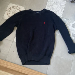 Ralph lauren tröja - Bra skicka bra storlek