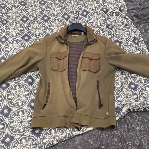 TED BAKER - Svin skön fullzip/jacka från ted baker  Storlek M | cond 7/10