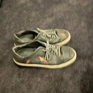 Arigato - Säljer ett par använda arigato 