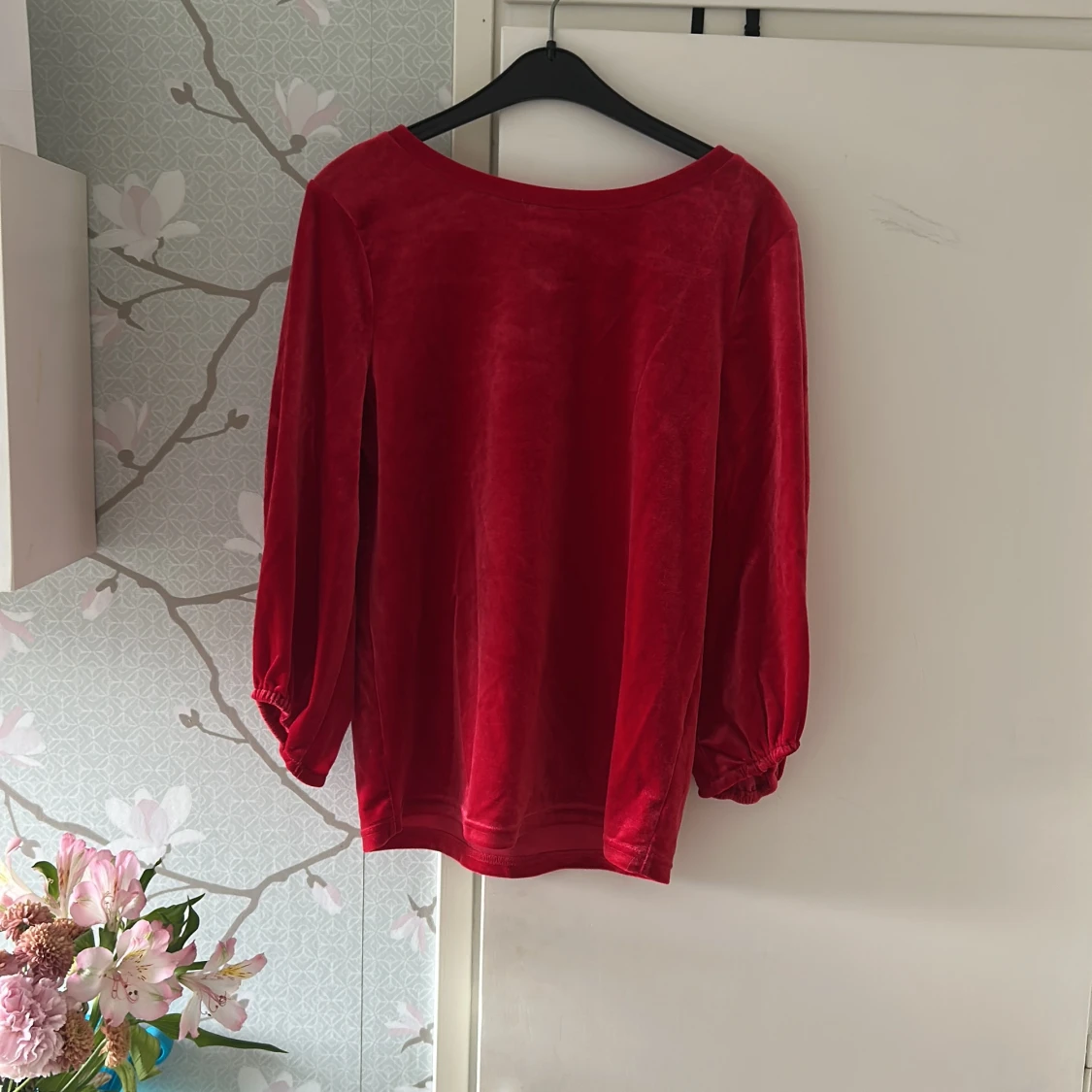 Röd sammetstopp från Hampton Republic - 1