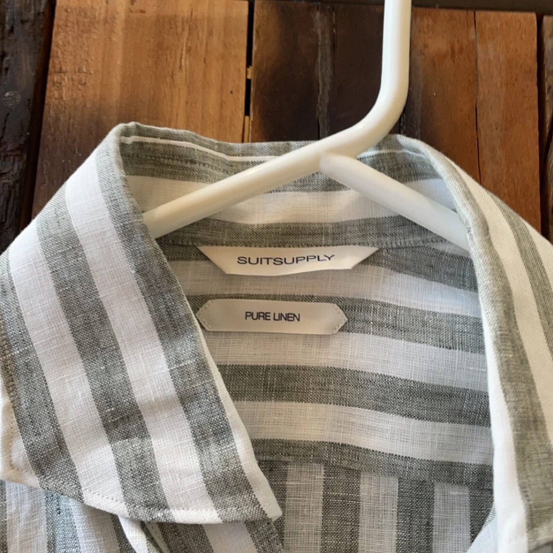 Randig linneskjorta från Suitsupply - 1