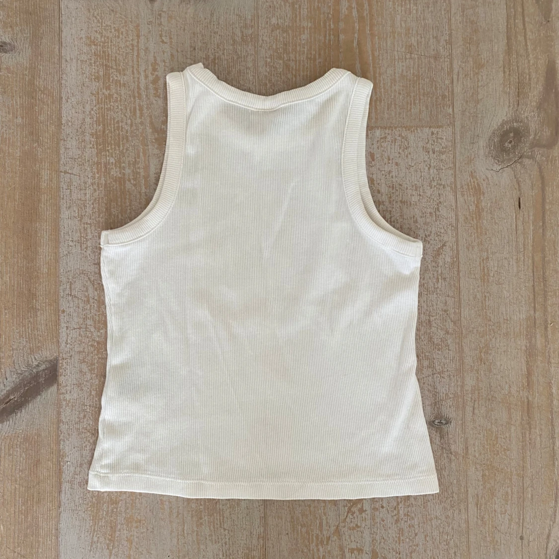 Vit ribbad linnetopp från Lindex - 2