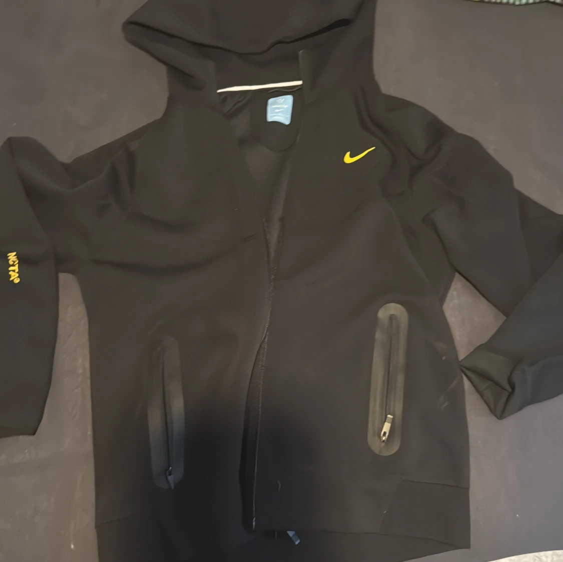 Svart hoodie från Nike NOCTA