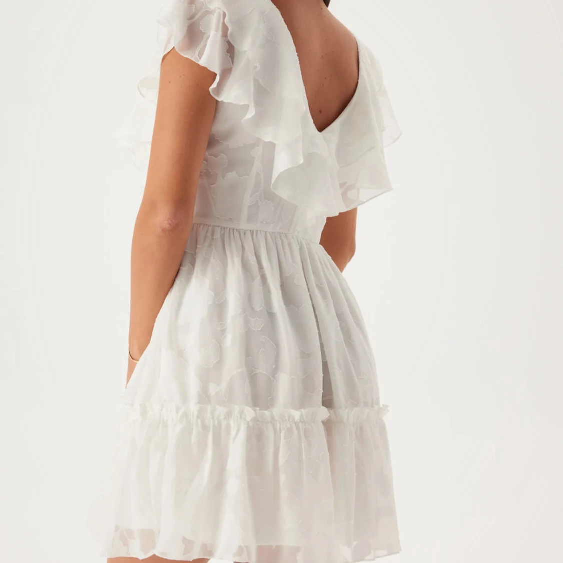 Vit volangklänning med blommönster - 2