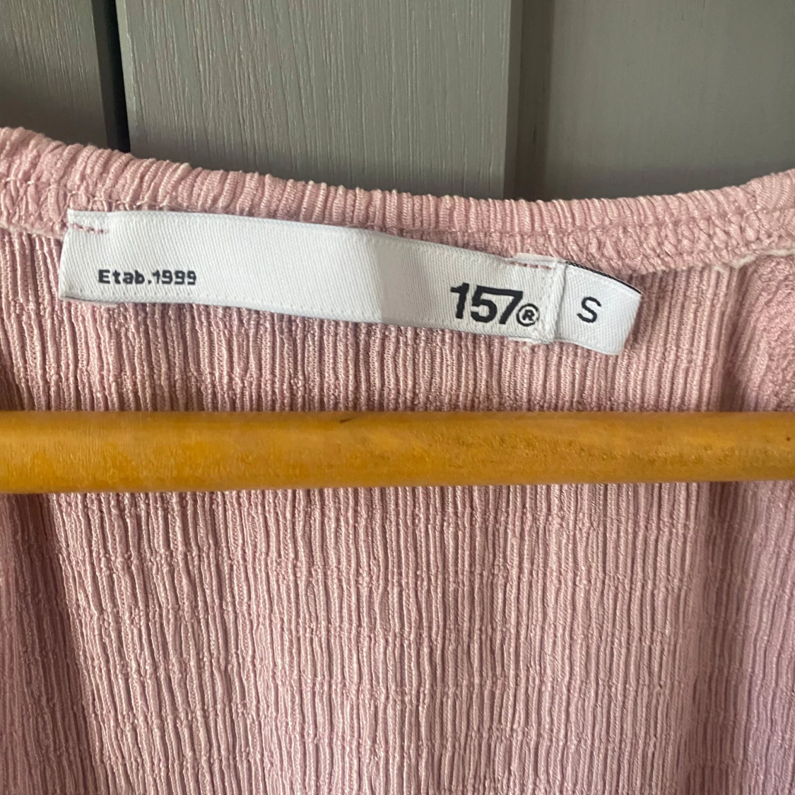 Rosa volangtopp från 157 - 1