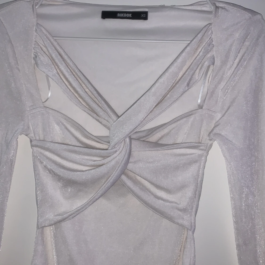 Vit långärmad topp från BikBok - 3