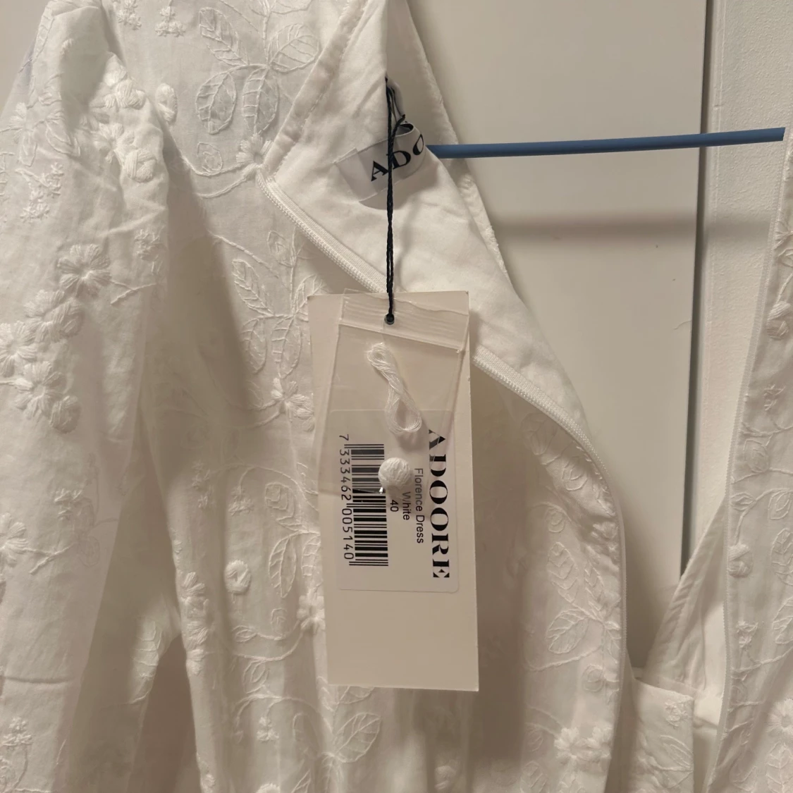 Vit Florence klänning Adoore - 4