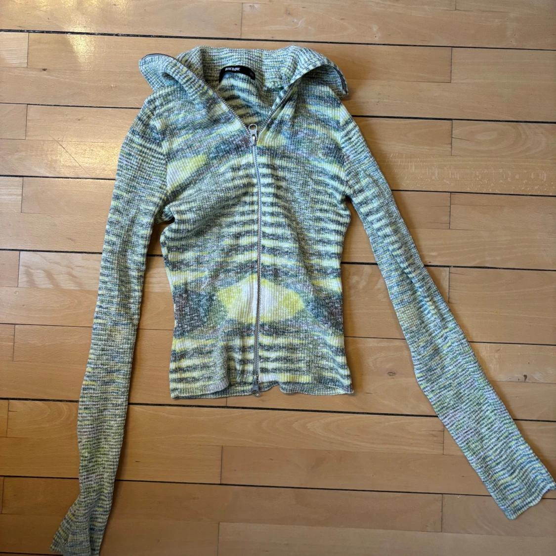 Cool kofta från bikbok