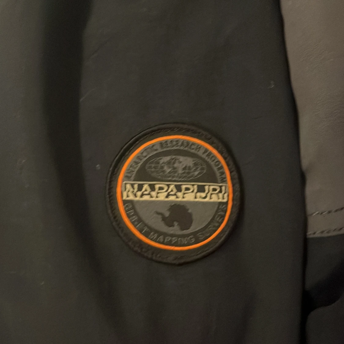 Svart och grå jacka från Napapijri - 2