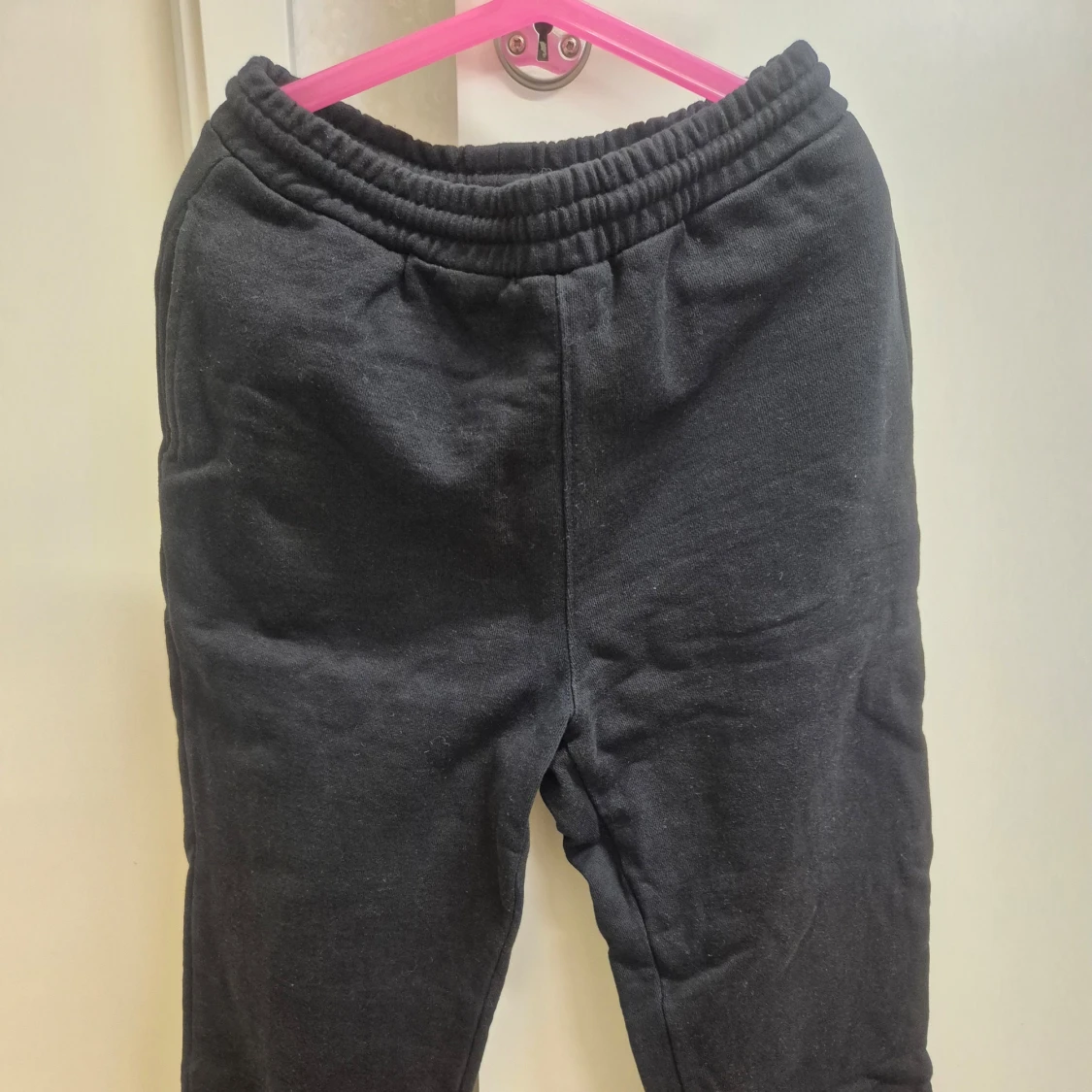 Svarta mjukisbyxor XS H&M 