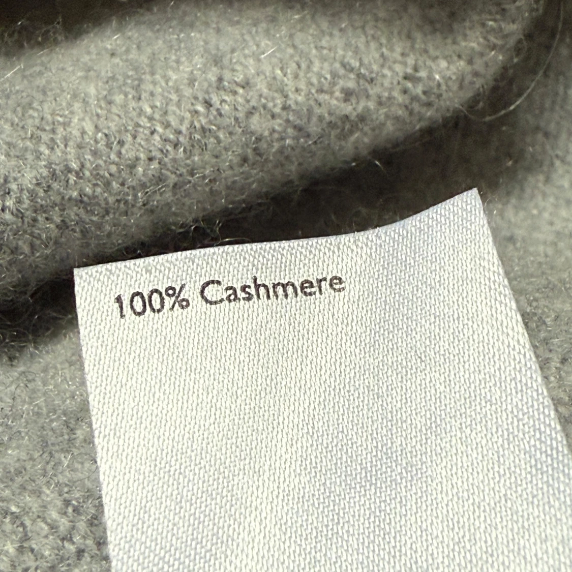 Grå kashmirtröja - 1