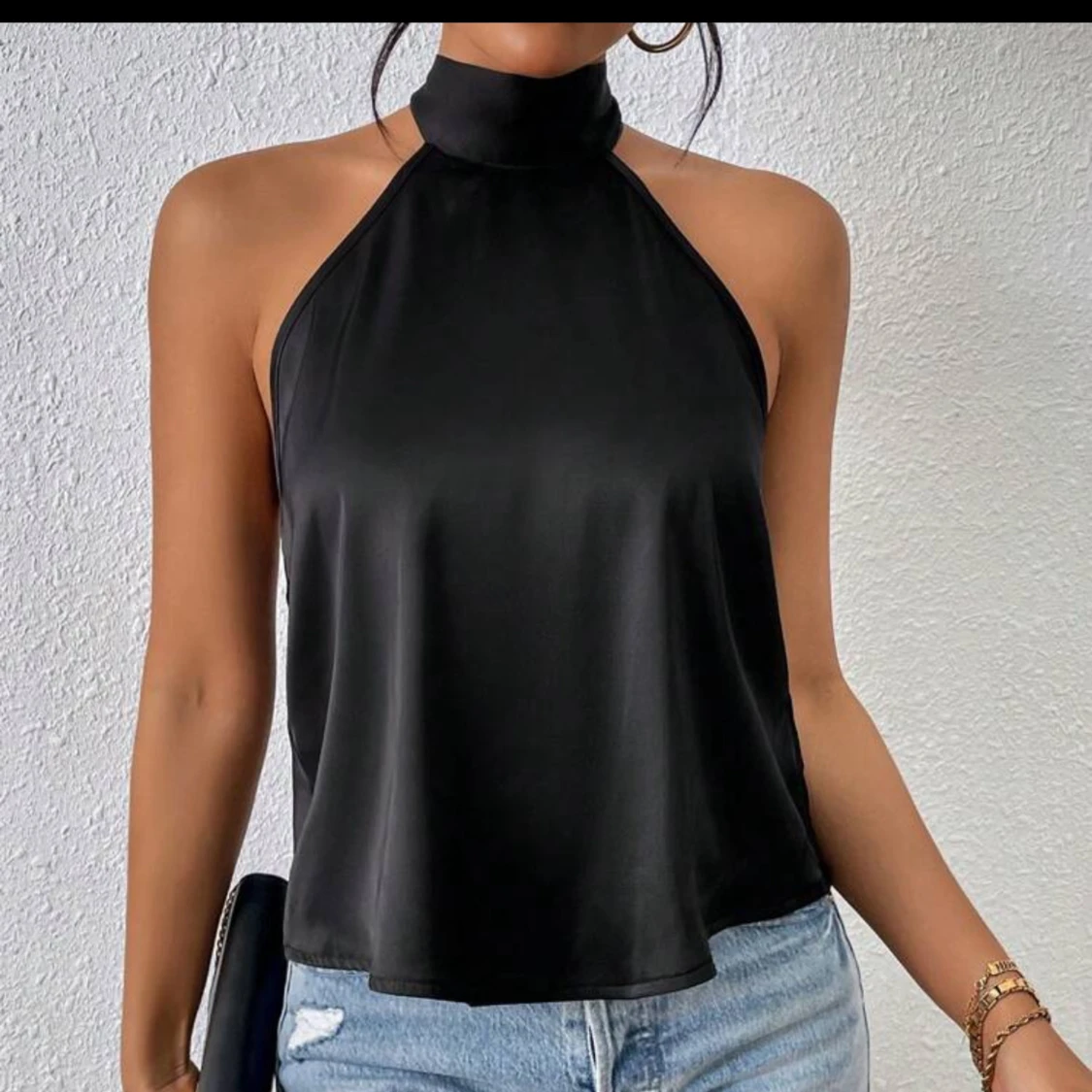 Svart halterneck-top