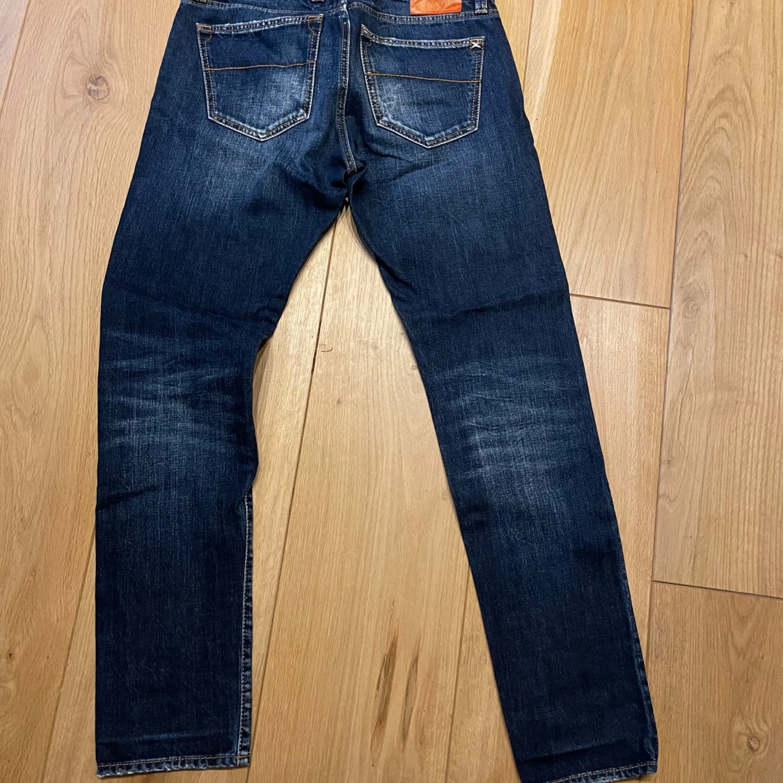 Mörkblå jeansbyxor från Tramarossa - 1