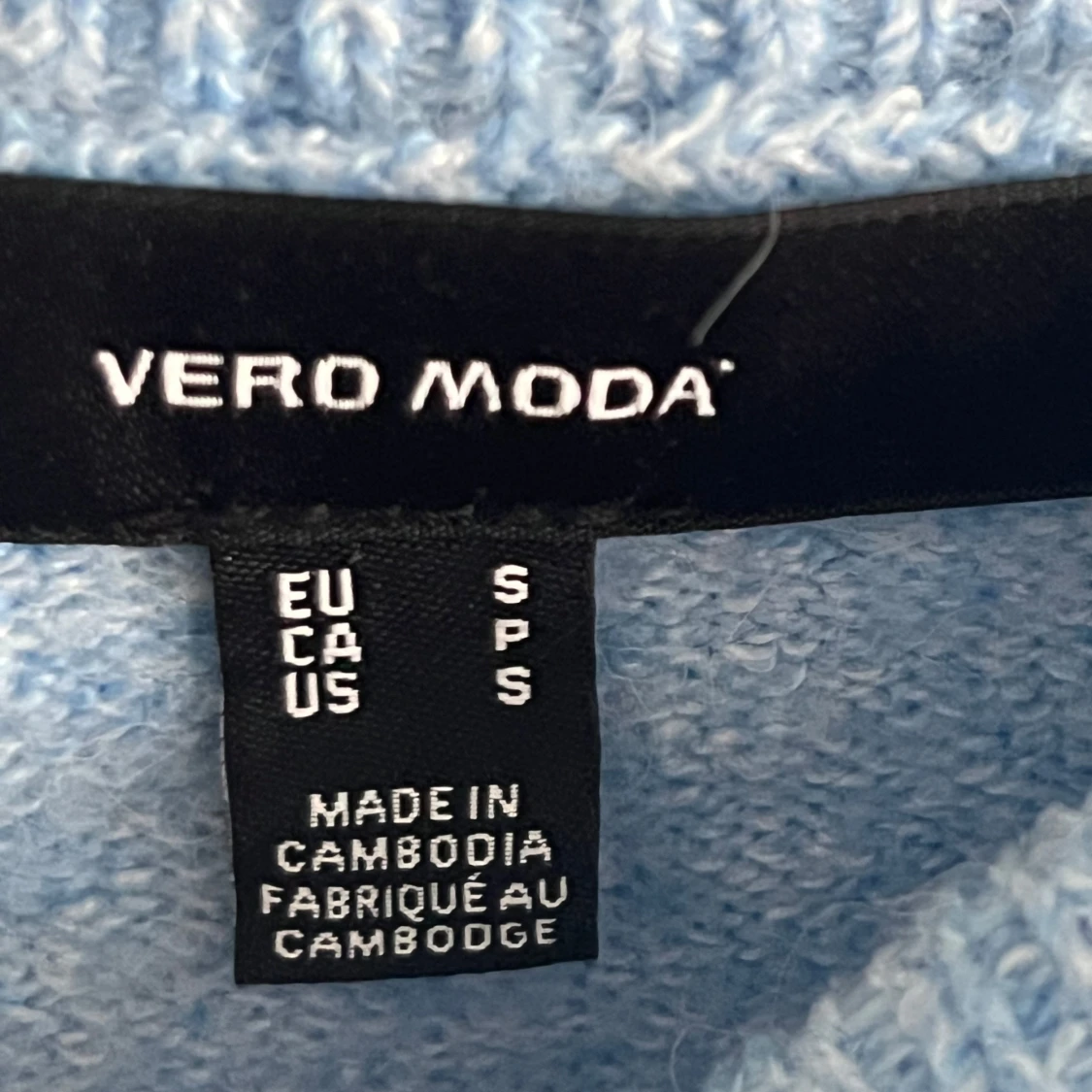 Ljusblå stickad topp från Vero Moda - 1