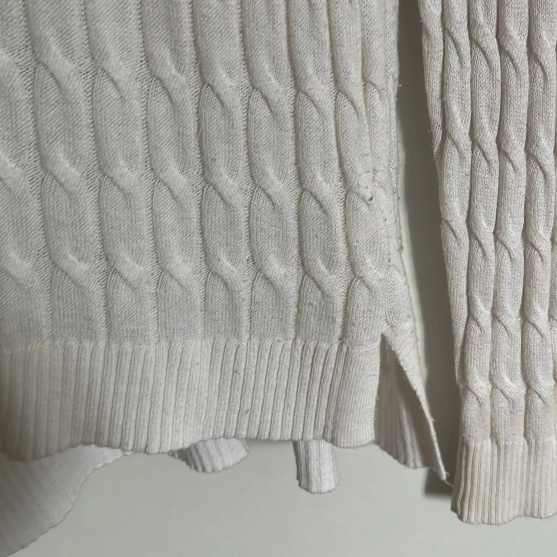 Vit kabelstickad tröja från H&M - 3