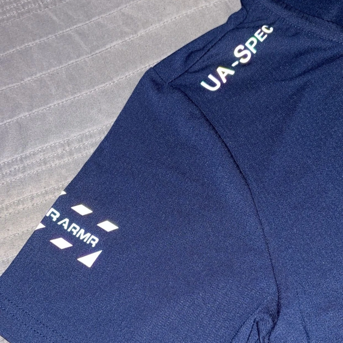 Under Armour - T-Shirt + Shorts - 3