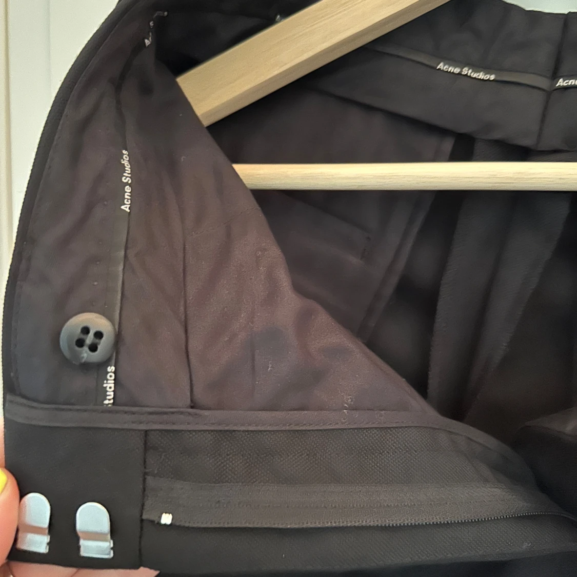 Svarta kostymshorts Acne Studios - 3