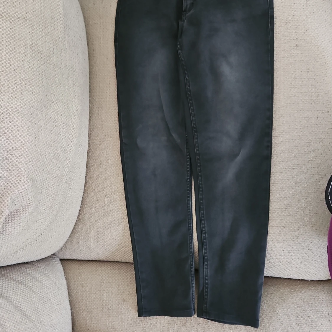 Svarta jeansbyxor från Flash - 2