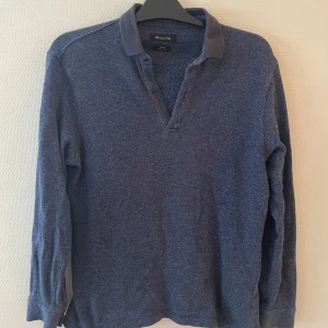 Massimo dutti tröja - En riktigt snygg rugby/pike från Massimo dutti🙌🏻