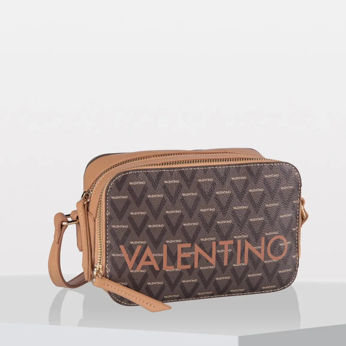 Brun axelremsväska från Valentino - 2