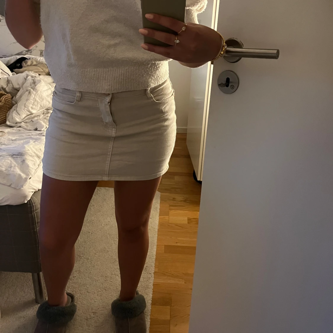 Beige jeans kjol med shorts 
