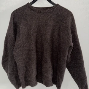 Mc. Gordon XL - Säljer ett par riktig sköna stickad mc. Gordon tröja för bra pris!