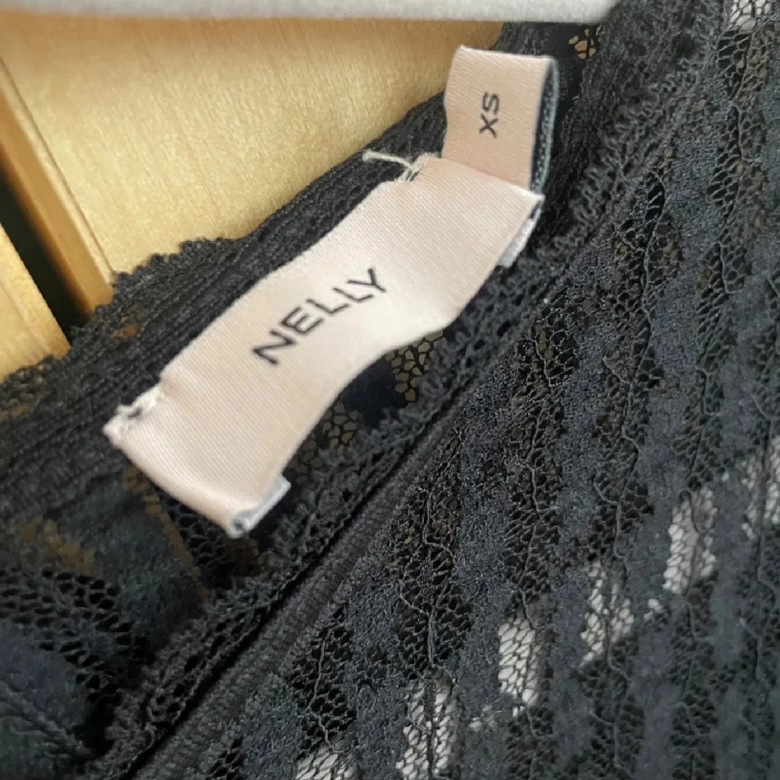 Svart spetsblus från Nelly  - 3