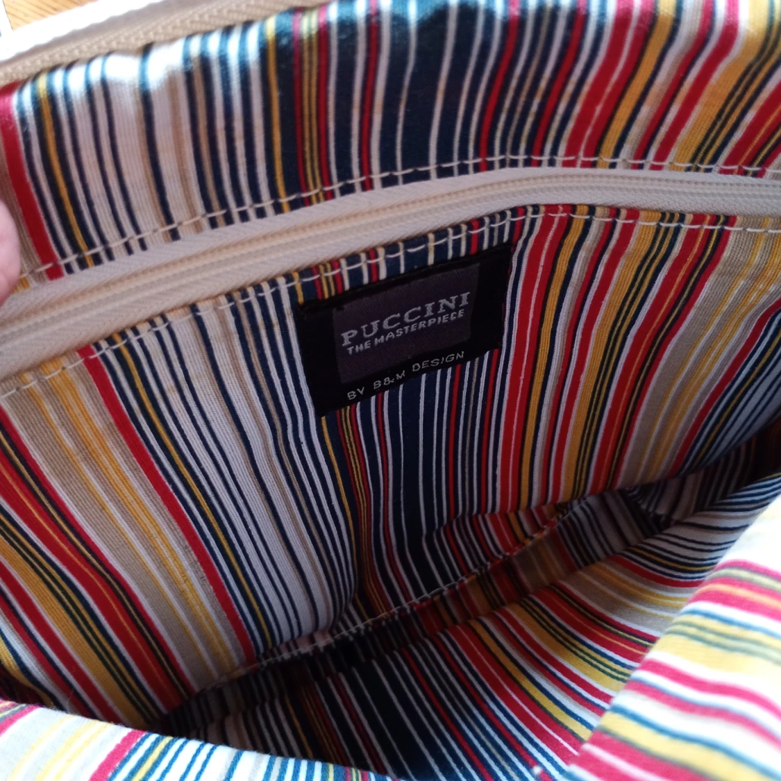 Vit axelväska från Puccini - 2