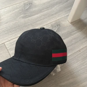 Keps - Keps, dm för mer bilder har också andra färgen