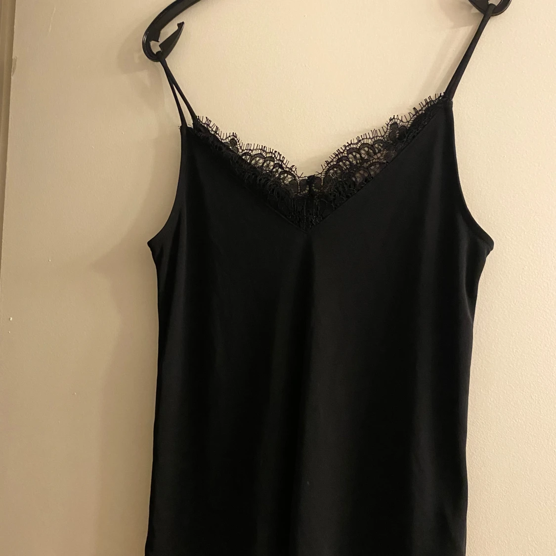 Svart spetstopp från H&M - 1