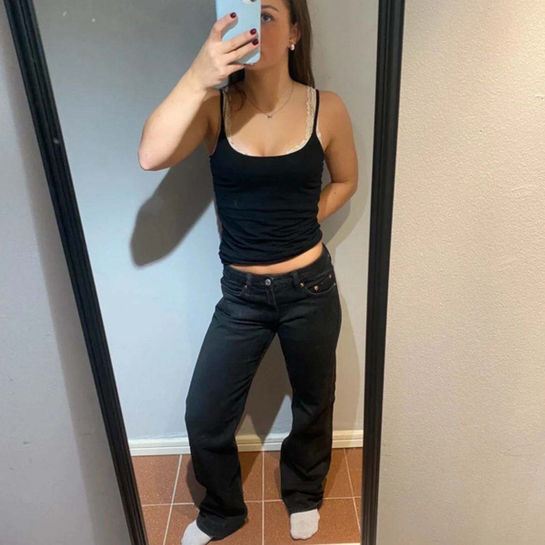 Svarta Weekday Arrow Low Straight Jeans