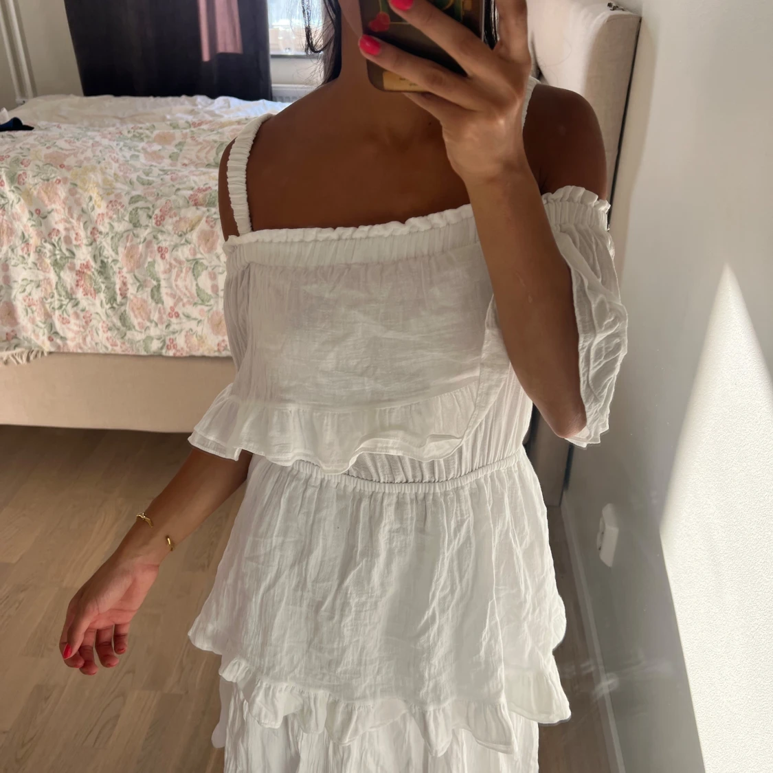 Vit långklänning med volanger - 4