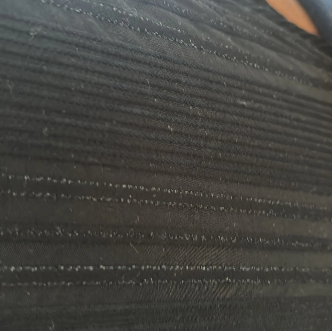 Svart oneshoulder topp från MNG - 1