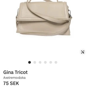 Ginas väska - Använd endast en gång🤍 säljer för 119kr💘💕