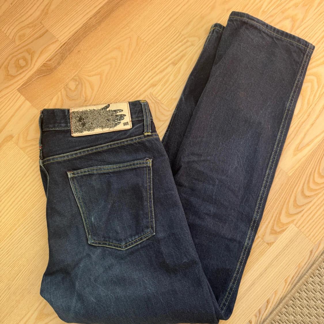 Mörkblå vintage jeans från Cheap Monday - 3