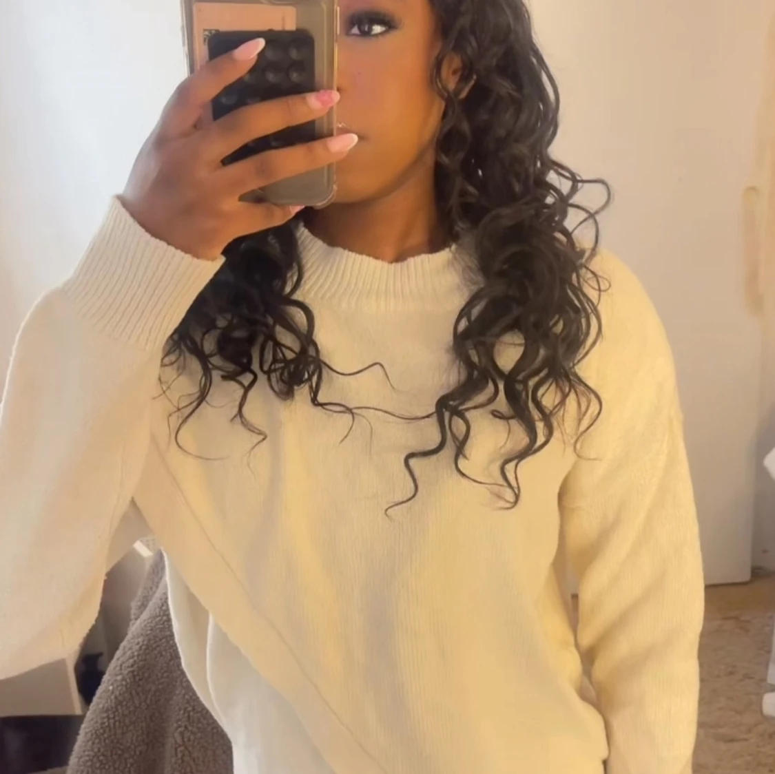 Vit stickad tröja - 1