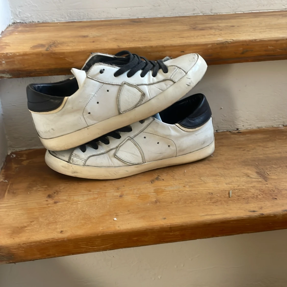 Vita sneakers från Philippe Model - 4