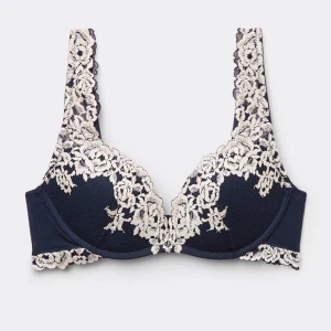 intimissimi bh - säljer min kända intimissimi bh i storlek 75B, i marinblå. Den är i bra skick!