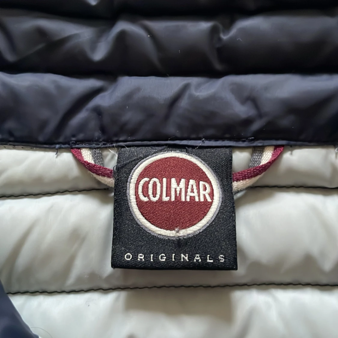 Mörkblå dunväst från Colmar - 1