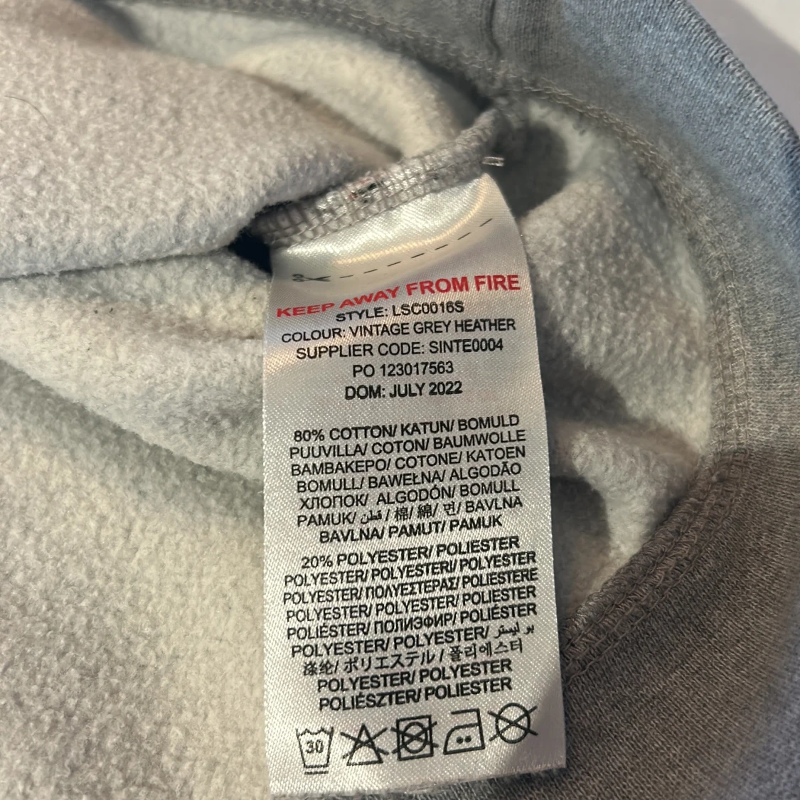 Grå tröja från Lyle & Scott - 2