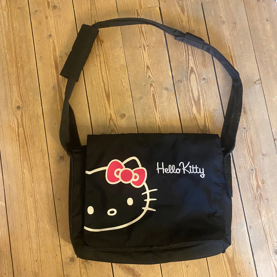 Hello Kitty väska 