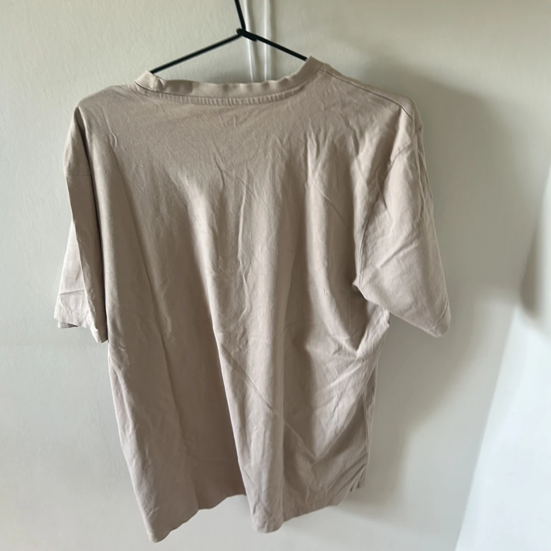 Två basic t-shirts från 157, brun & beige - 3